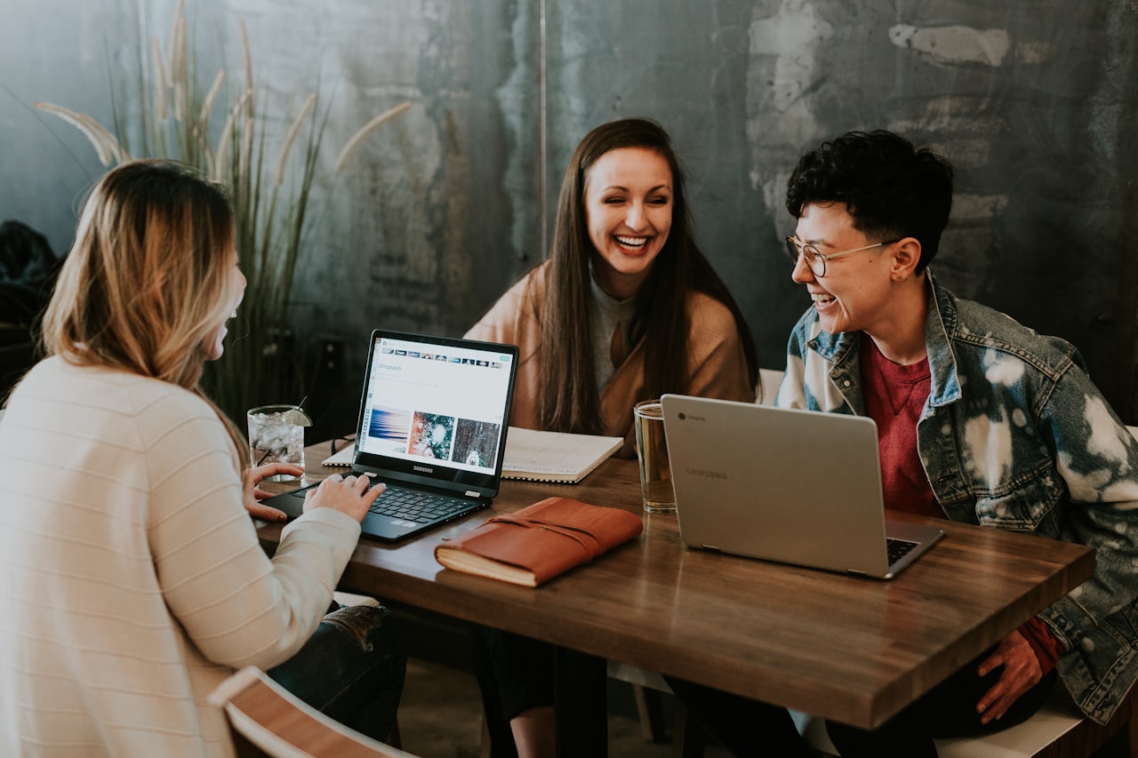 Học trực tuyến cùng VNI Education
